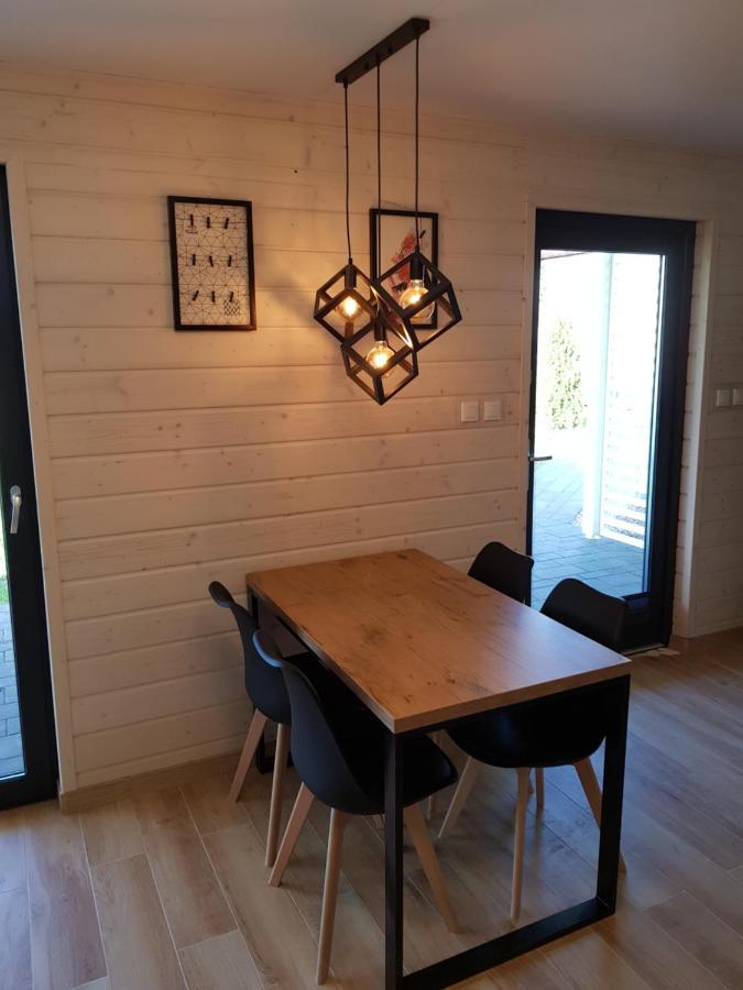Domki Na Kasztanowej Rewal Exterior foto